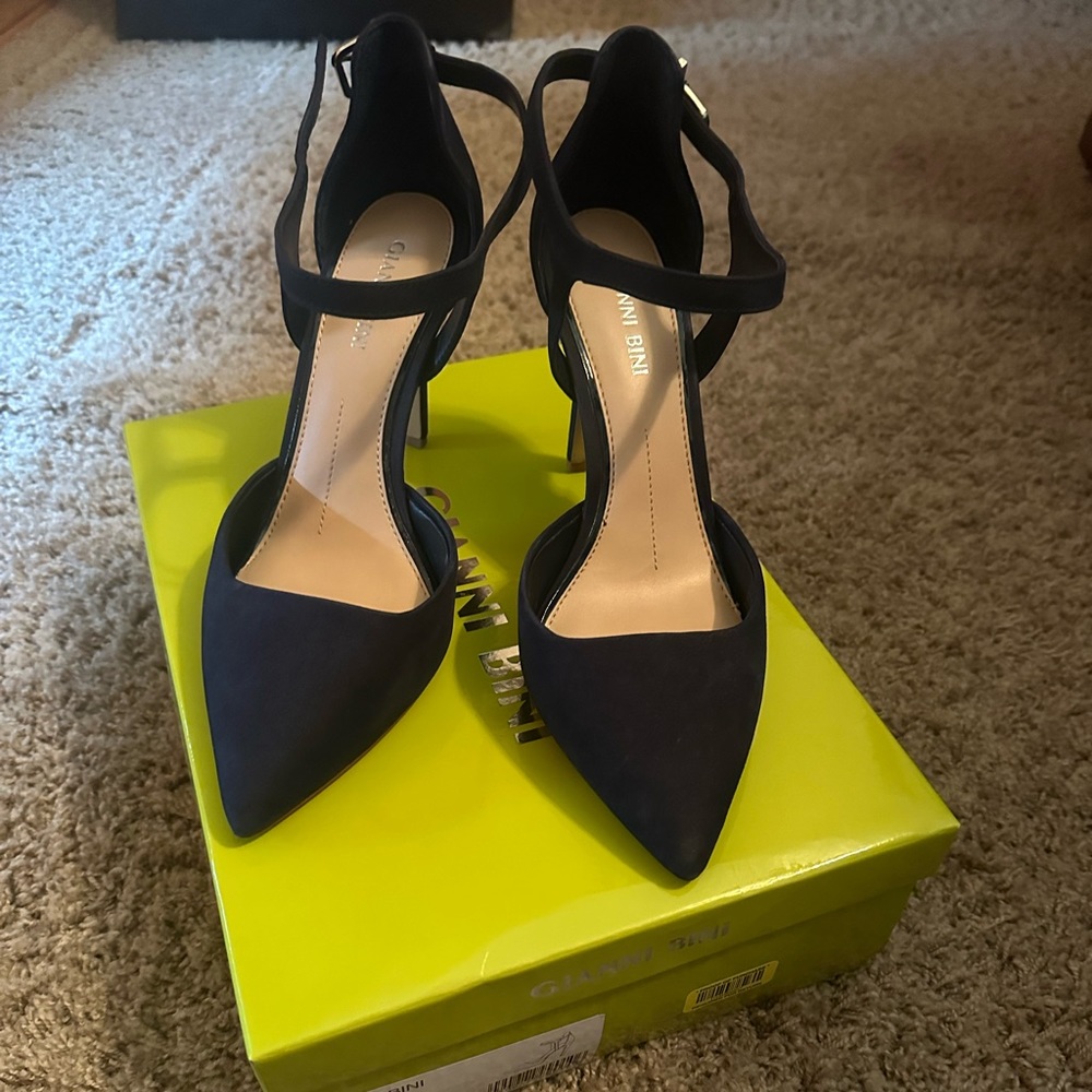 Gianni Bini Andresa New Navy High Heel w/ankle strap